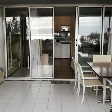 Terrasse Vue Mer, Piscine, Parking Apartmán *